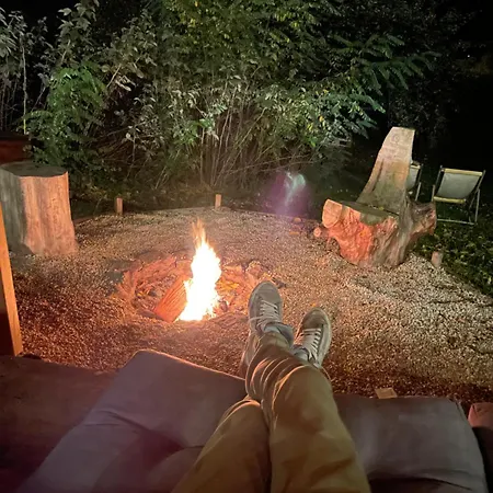 La Bulle Bien Belge Avec Jacuzzi Luxury tent Lasne