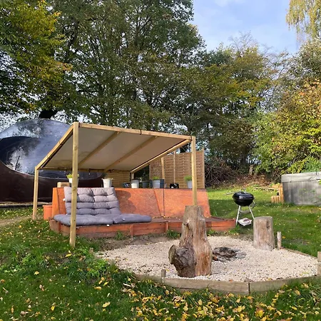 Luxury tent La Bulle Bien Belge Avec Jacuzzi Lasne